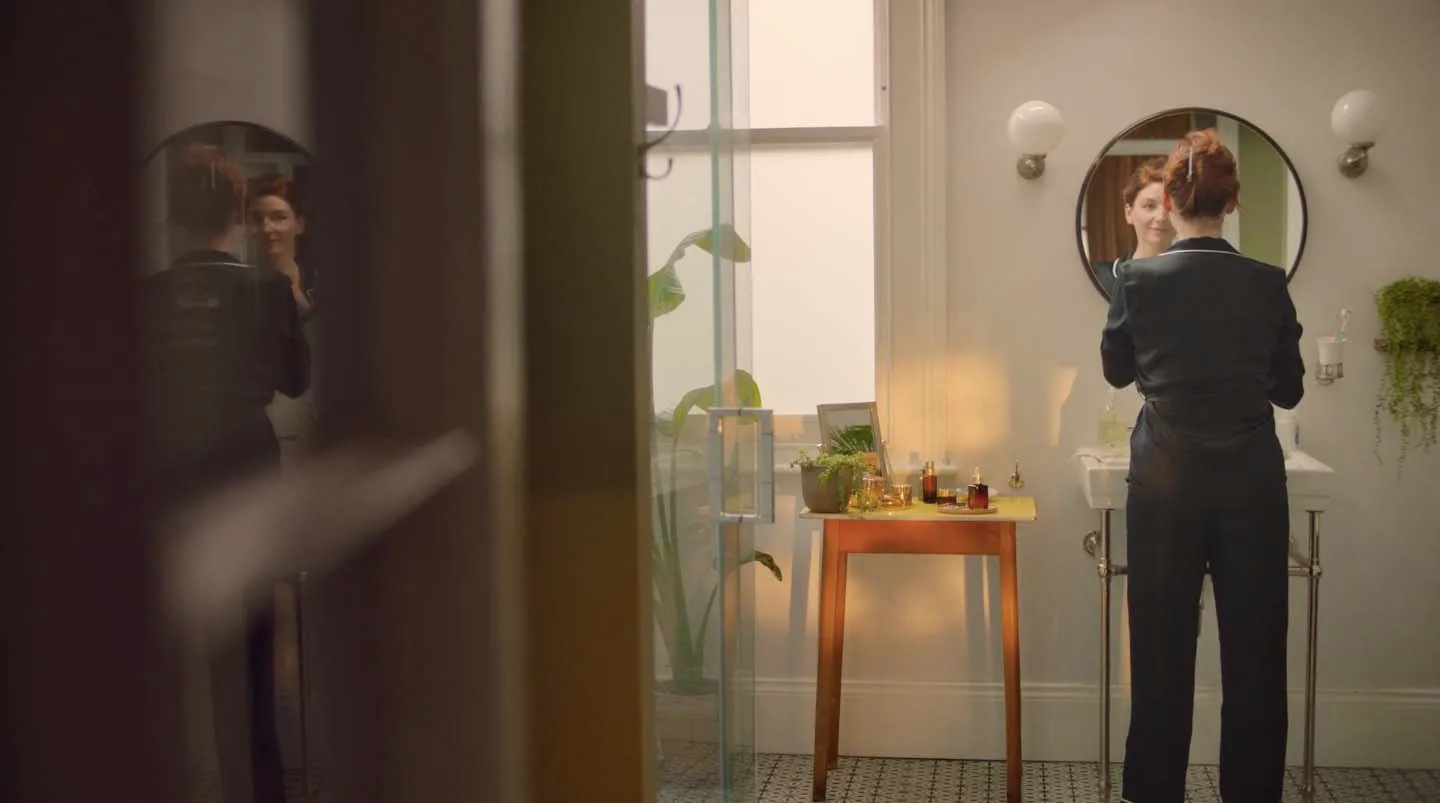 Estée Lauder x Alice Levine